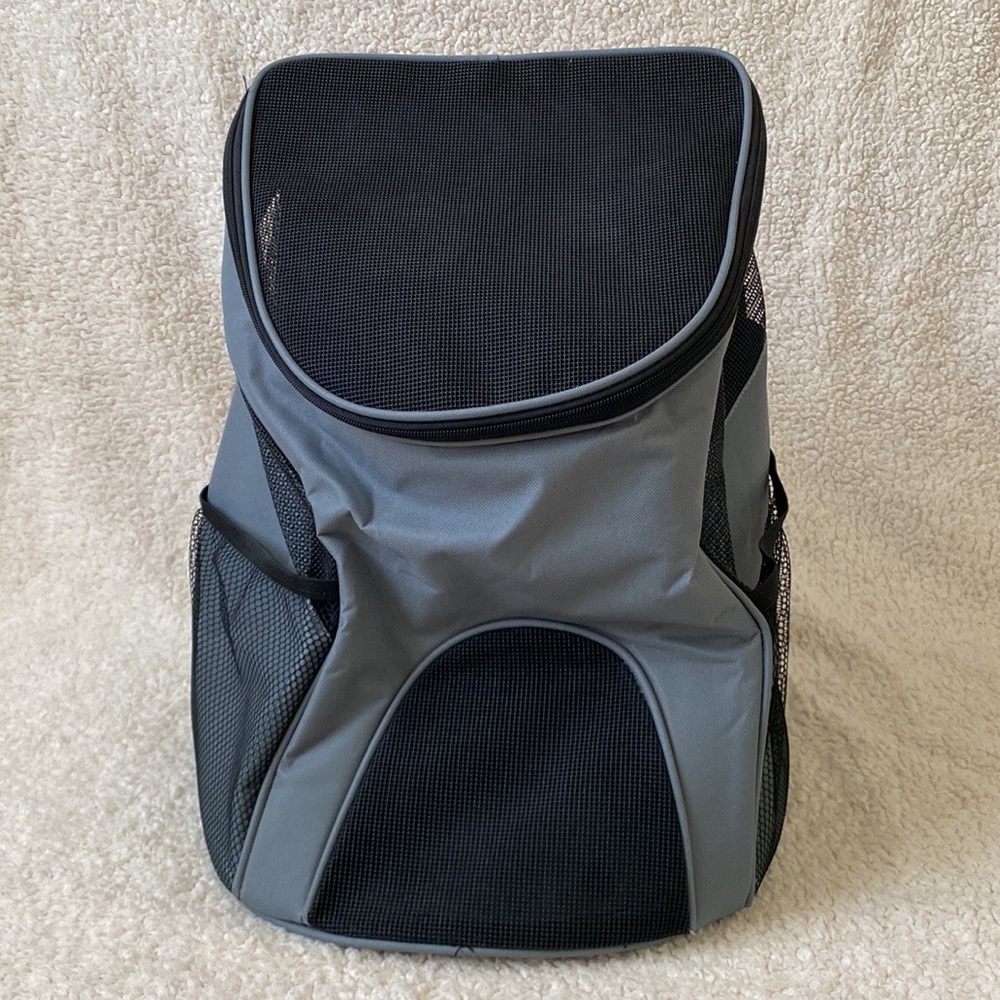 *NWOT* PETTOM Lightweight Breathable Pet Travel Backpack